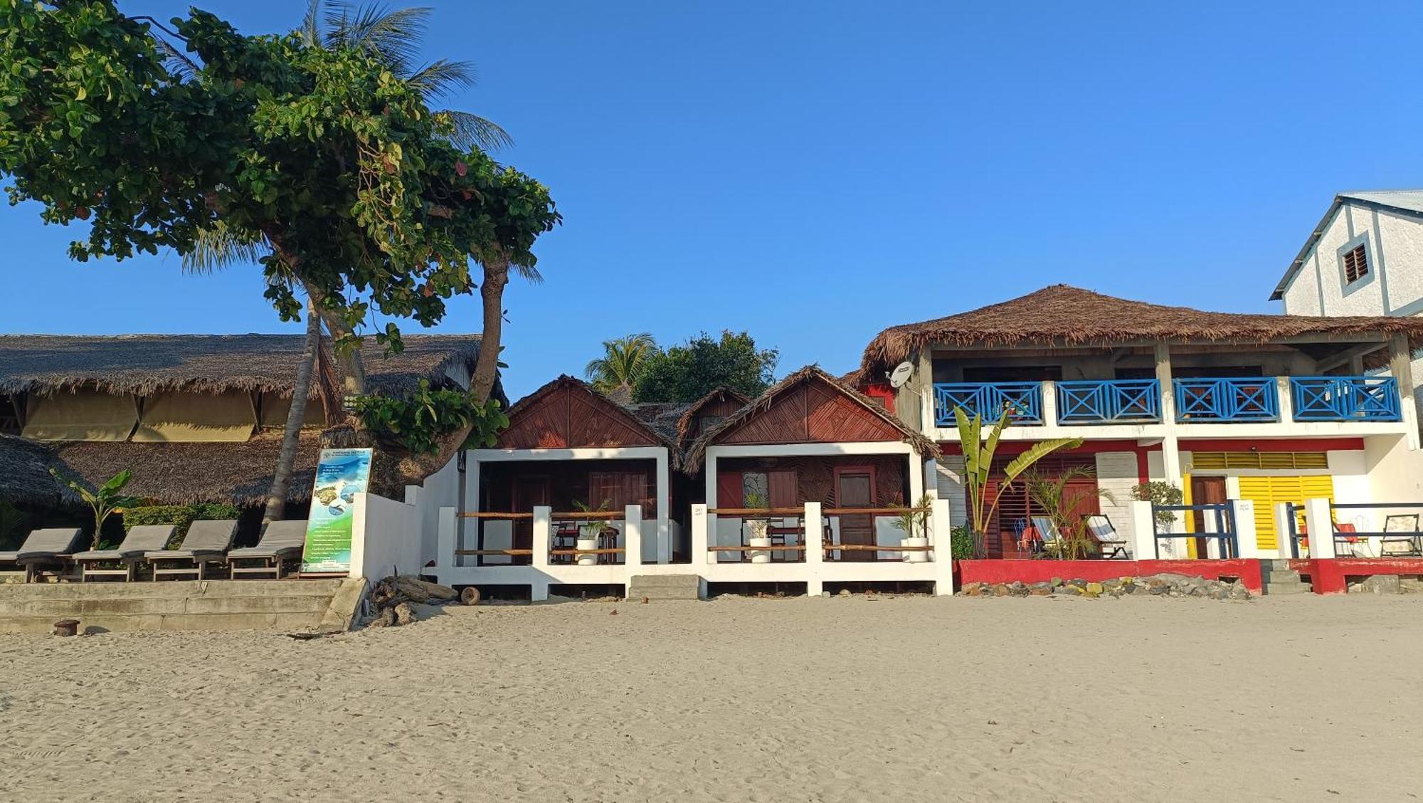 Chez Alex Bed & Breakfast Nosy-Be Bagian luar foto