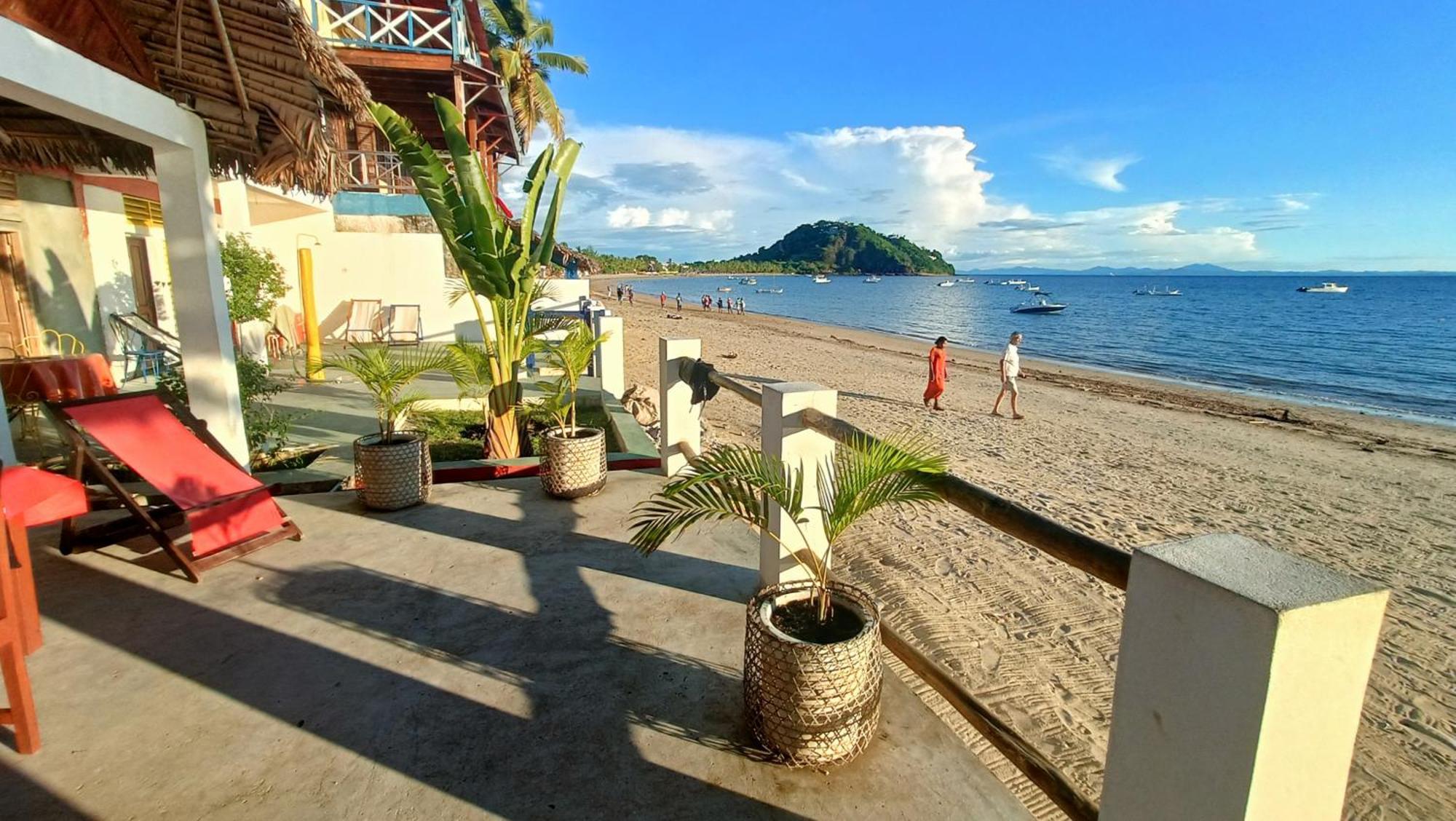 Chez Alex Bed & Breakfast Nosy-Be Bagian luar foto